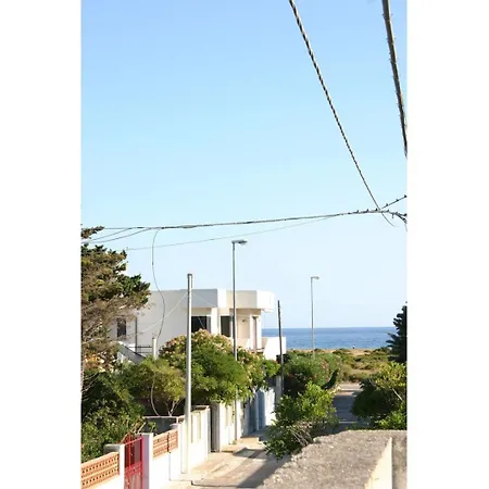 Casa Davide A 100 Mt Dalla Di * Torre Lapillo